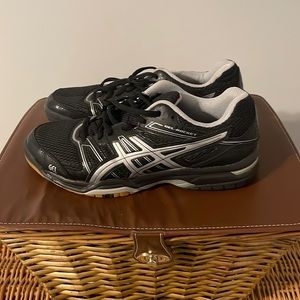 Girls/woman volleyball shoes